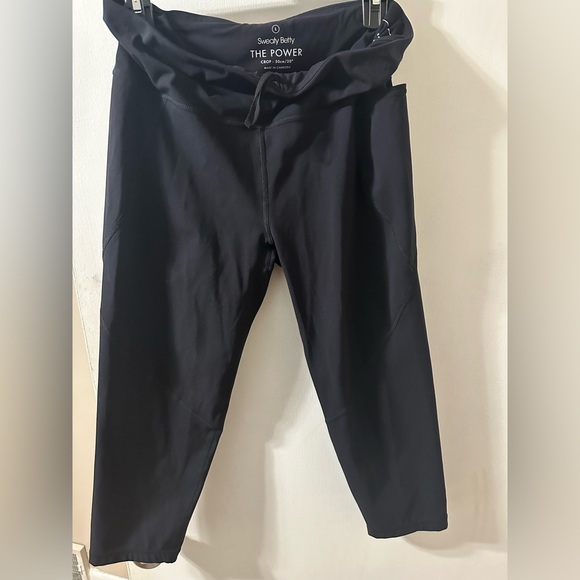 Sweaty Betty power cropped pants 😀 5/$30 - Picture 1 of 4